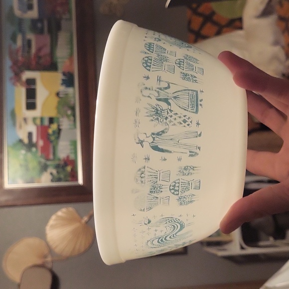 Pyrex Other - Pyrex butterprint 402